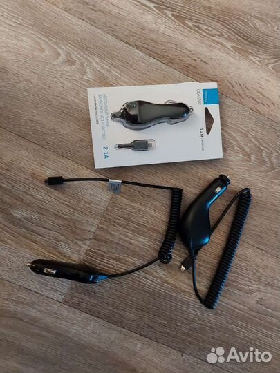 Автозарядка microUSB