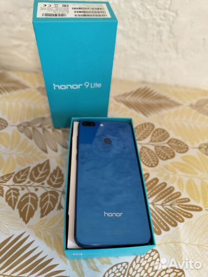 Телефон Huawei
