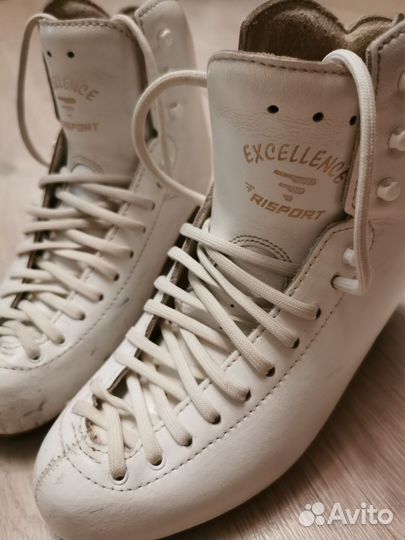 Ролики и ботинки для фигурного катания 22.5, 23.5