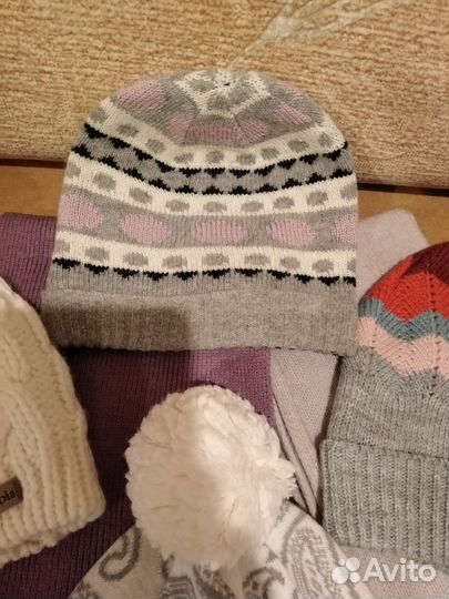 Шапки и шарфы женские пакетом