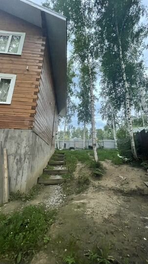 Дом 196 м² на участке 5 сот.