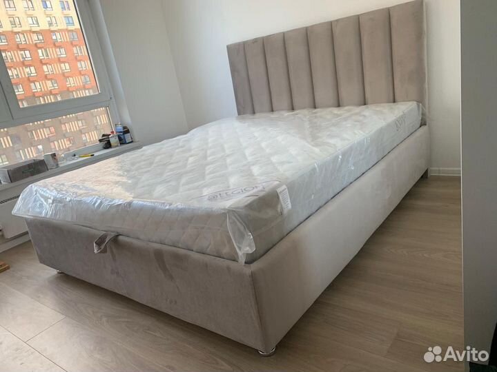 Кровать двухспальная 160 200