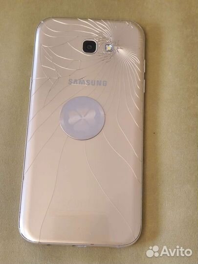 Телефон Samsung galaxy a7 2017