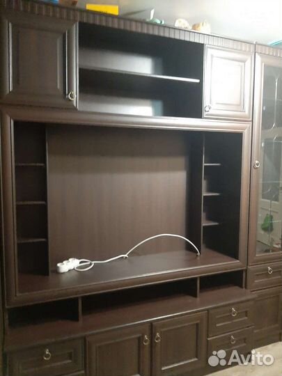 Стенка в гостиную со шкафом под тв бу