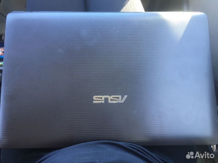 Ноутбук asus