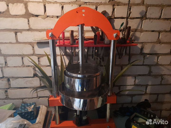 Гидравлическая соковыжималка