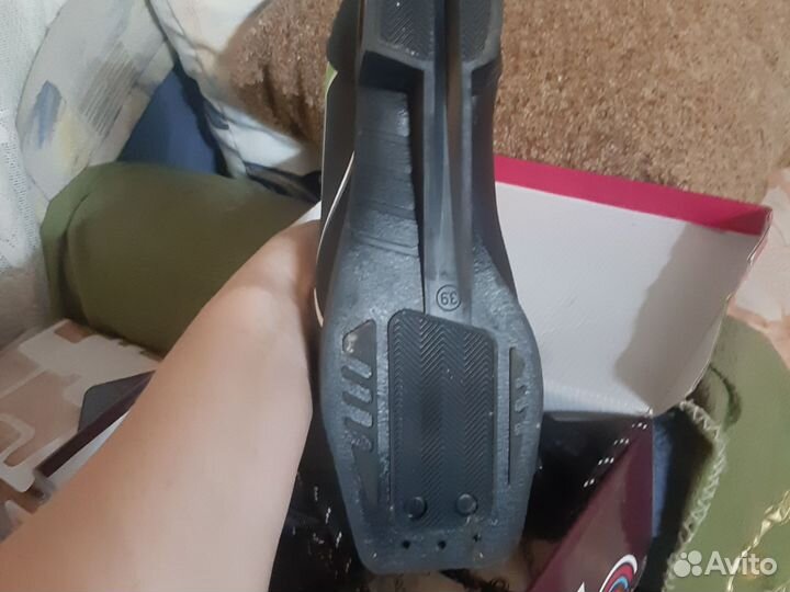 Ботинки лыжные