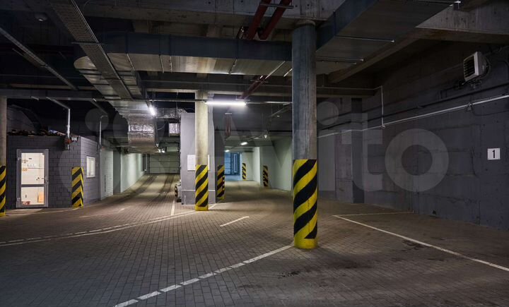 Машиноместо, 15 м²