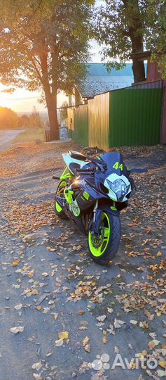 Suzuki gsx-r 600 k7