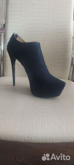 Ботильоны на каблуке 38