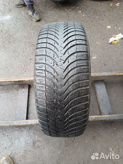 Michelin Alpin A4 225/55 R16