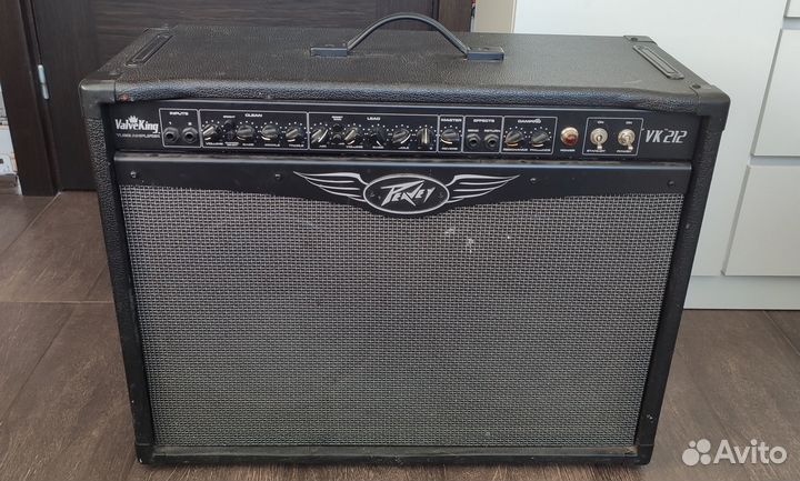 Гитарный ламповый комбоусилитель Peavey VK 212