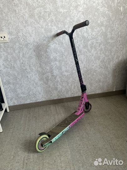 Самокат трюковой