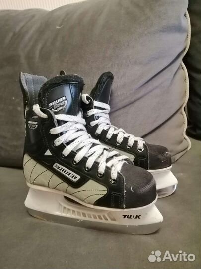 Хоккейные коньки bauer