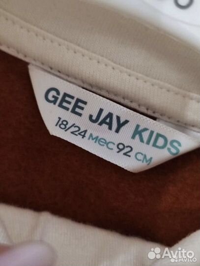 Толстовка на мальчика 92 с начесом новая