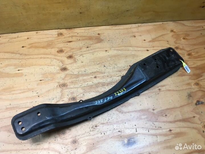 Балка продольная перед. toyota caldina