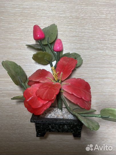 Декоративный цветок