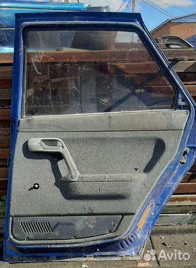 Дверь задняя правая ваз 2110,2112