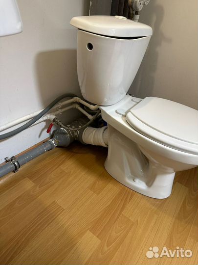 Унитаз бу от застройщика