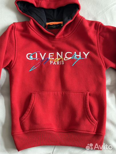 Тёплый костюм Givenchy