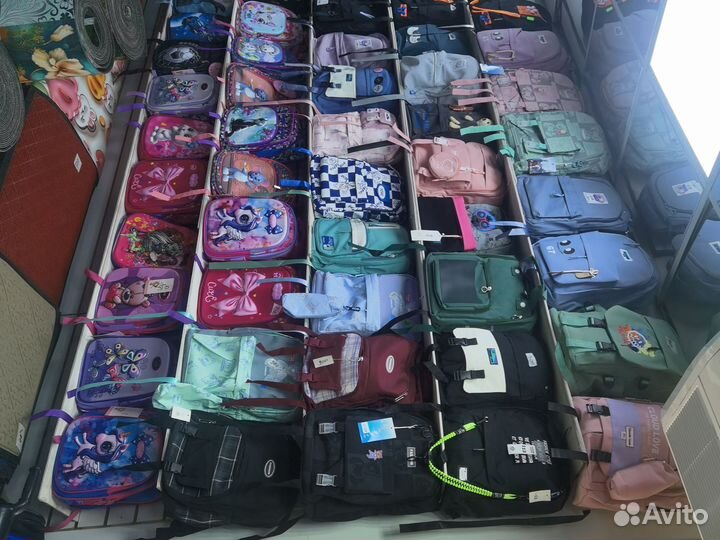 Школьный рюкзак