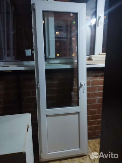 Дверь пластиковая балконная б/у