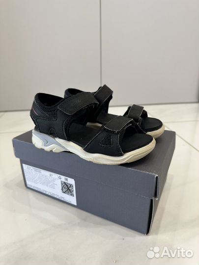 Ecco 27 босоножки / сандали