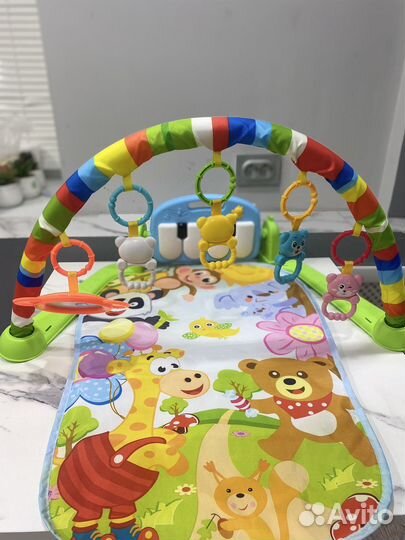 Развивающий коврик с пианино