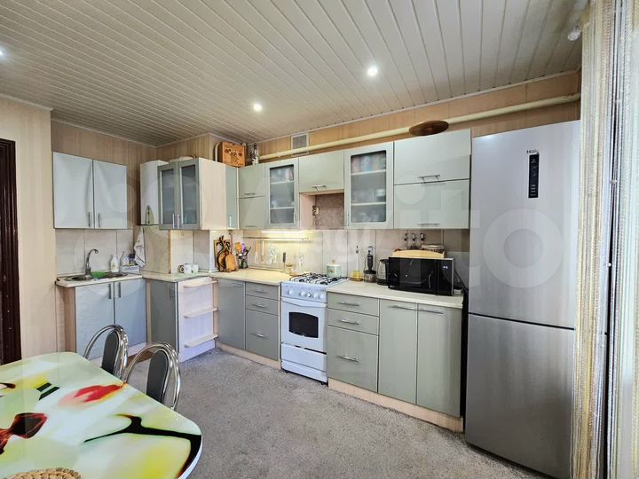 2-к. квартира, 59,5 м², 1/10 эт.