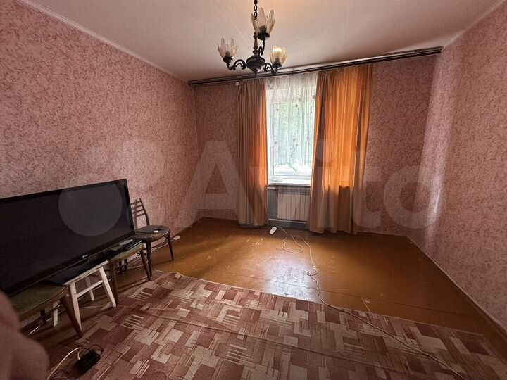 2-к. квартира, 53 м², 1/5 эт.