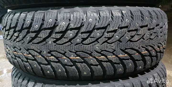 Nokian Tyres Hakkapeliitta 9 SUV 225/65 R17 106T
