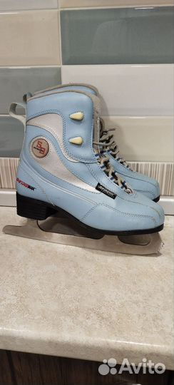 Коньки женские, размер 37