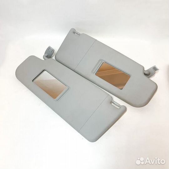 Солнцезащитный козырек на Skoda Octavia A5