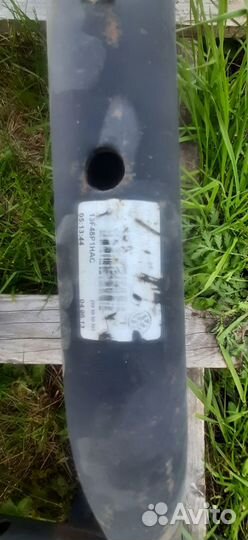 Подрамник задний Volkswagen Tiguan 1