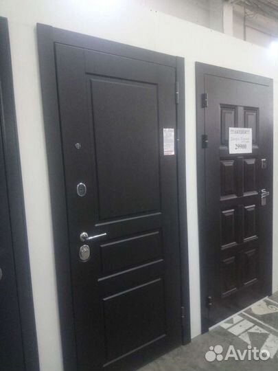 Дверь входная новая