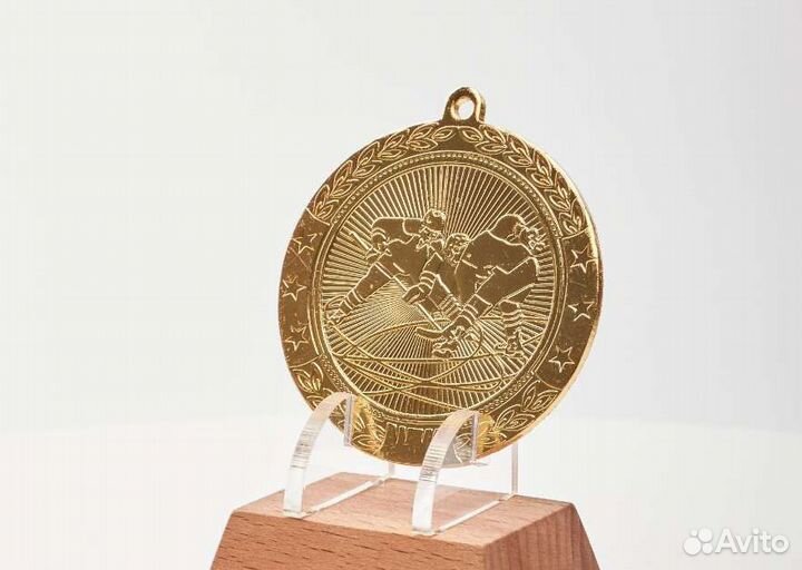 Медали, кубки, призы, грамоты по хоккею