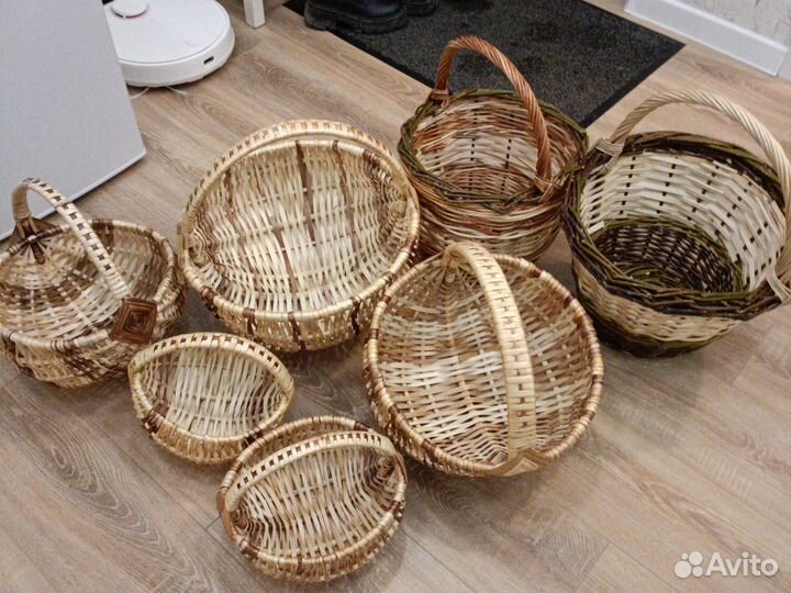 Корзина плетеная для грибов и фруктов