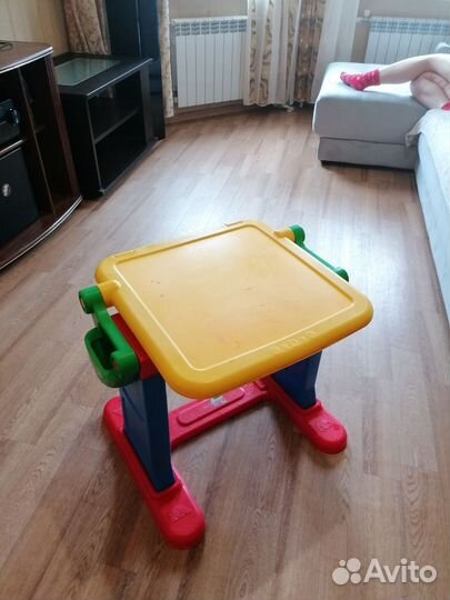 Детский стол раскладной мольберт