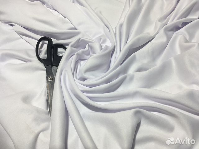 Футер белого цвета