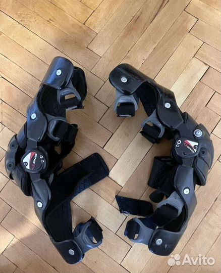 Брейсы evs carbon наколенники Эндуро