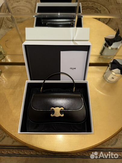 Сумка Celine Lola in shiny calfskin