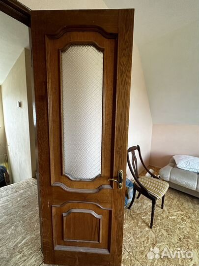 Двери межкомнатные массив, шпон дуб