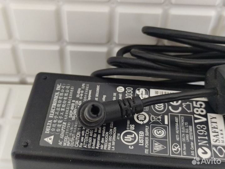 Зарядка для ноутбука Asus 19V 3.42A 65W 5.5x2.5мм