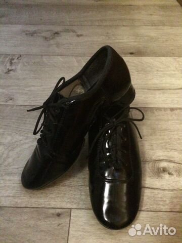 Туфли лаковые для бальных танцев. На доставке