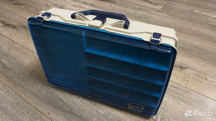 Ящик (кейс ) пластиковый для рыболовных приманок