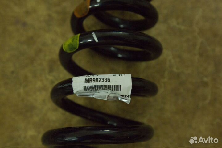 Пружина подвески для mitsubishi pajero sport L200