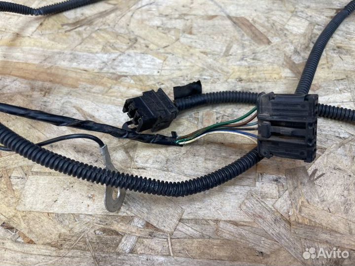 Проводка багажника левая Renault Logan