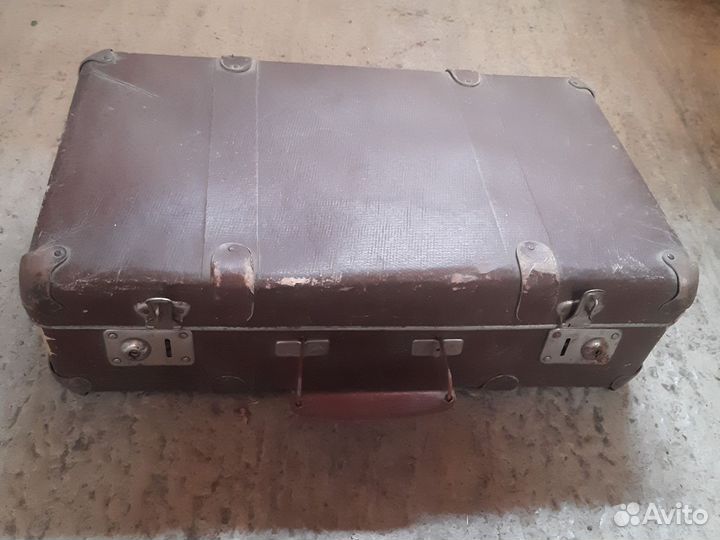 Чемодан ретро 573317 см