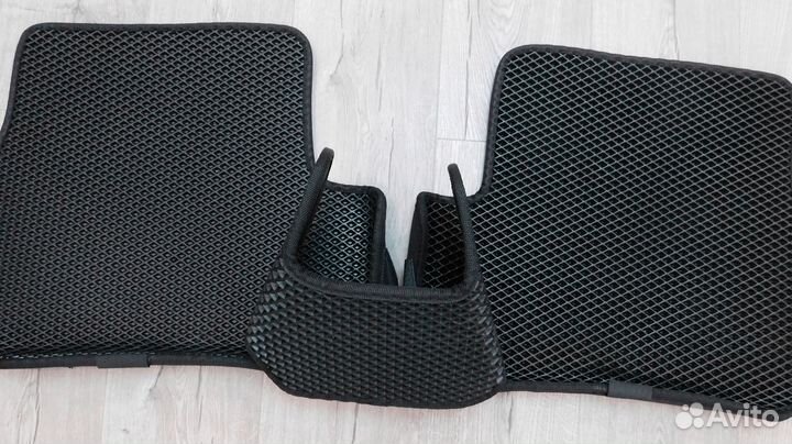 Eva Коврики с бортами октавиа а5