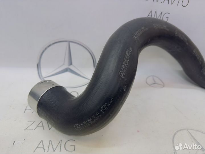 Патрубок интеркулера правый Mercedes C-Class W204